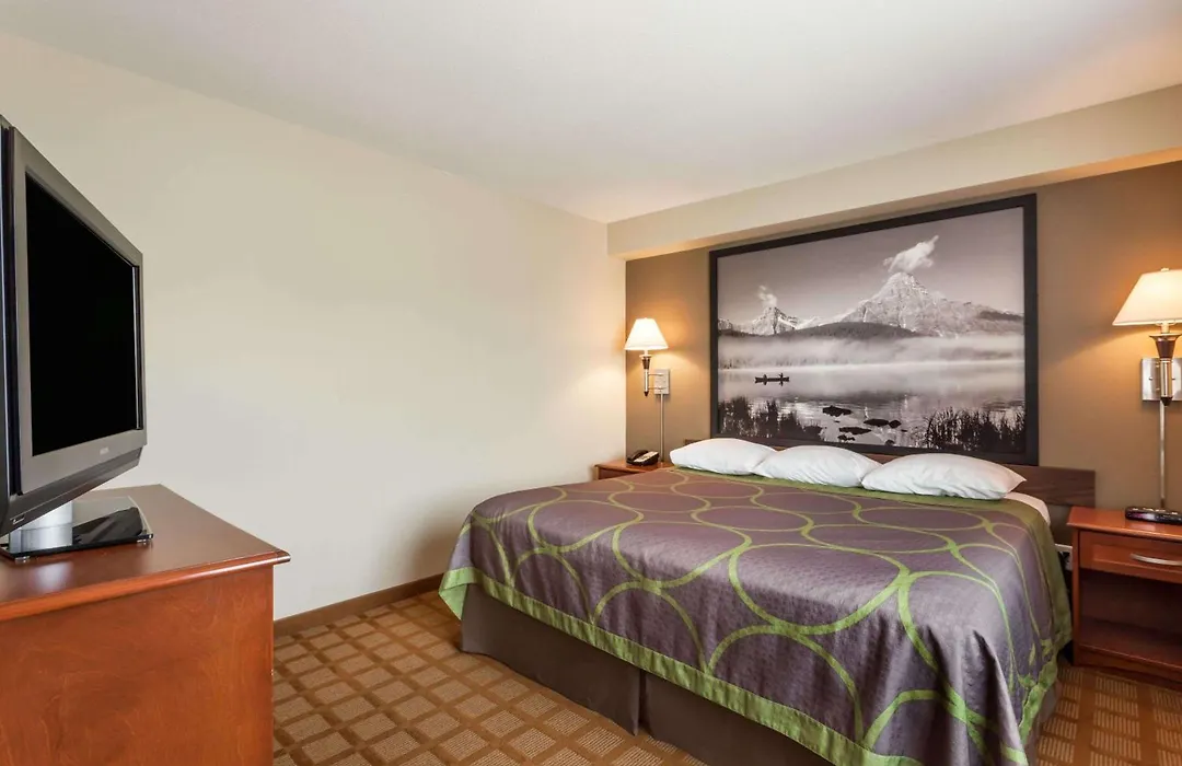 Super 8 By Wyndham Abbotsford Bc-1